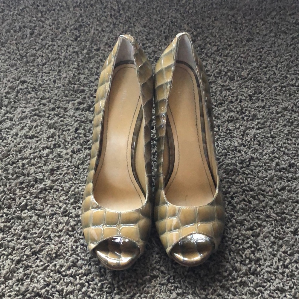 Nine West Tan Heels Classic Medium Height